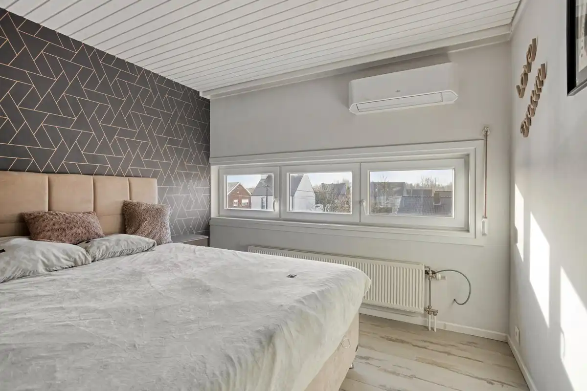 Instapklaar en volledig gerenoveerd appartement foto 10