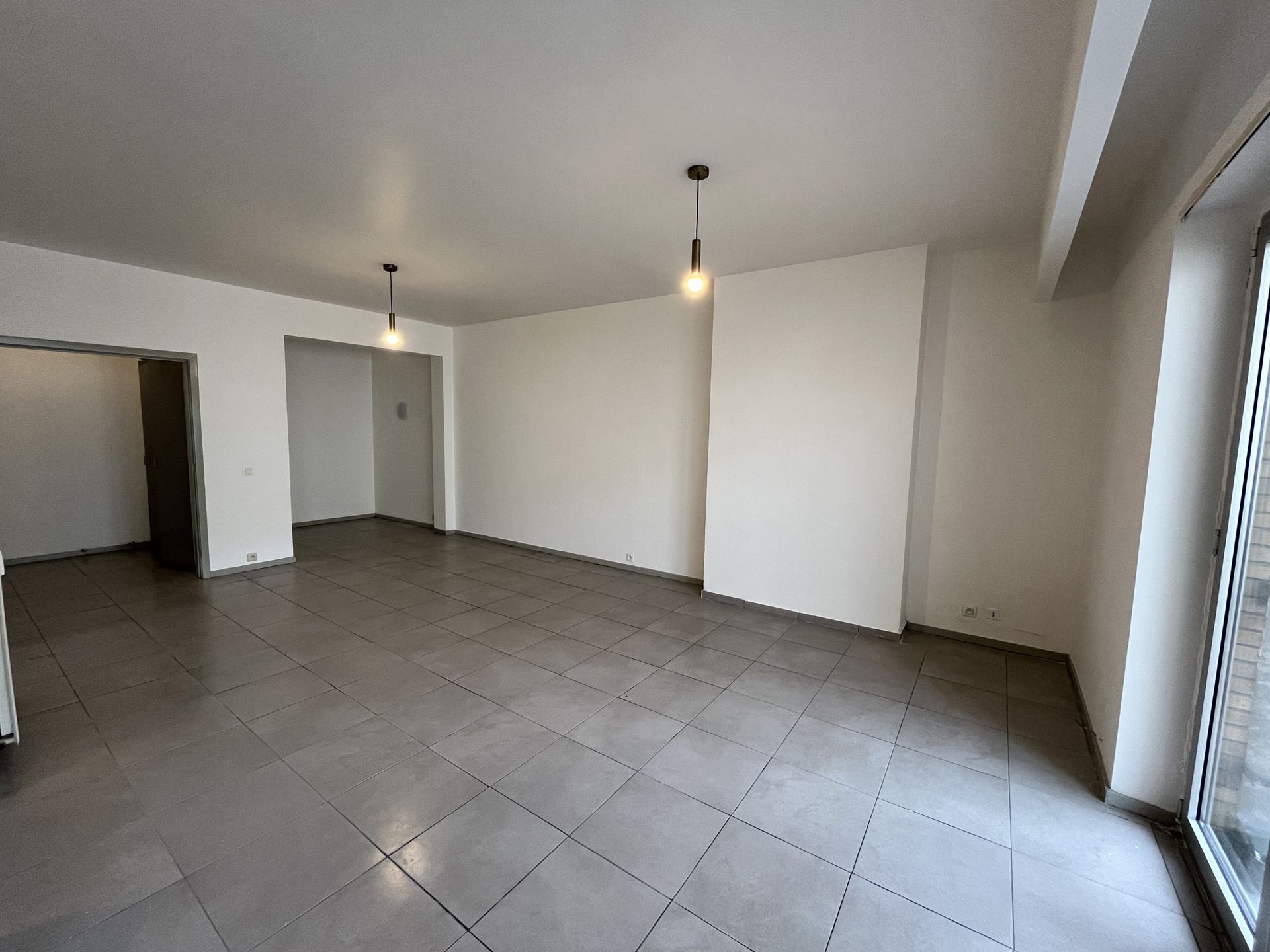 Een ruim éénslaapkamerappartement gelegen op een uitstekende locatie nabij het Centraal Station. foto 3