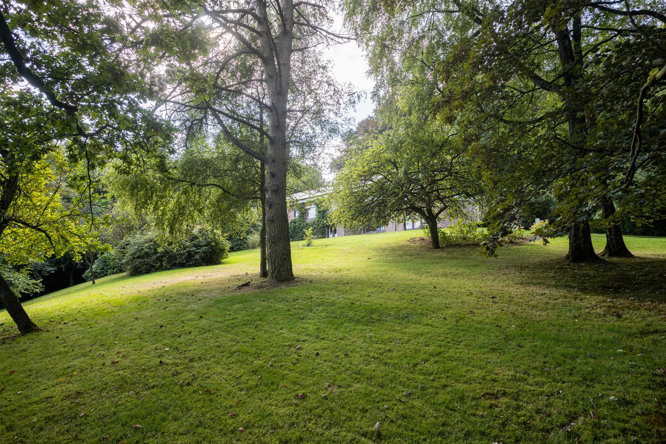 Uitzonderlijke villa met prachtige zichten op unieke ligging foto 25