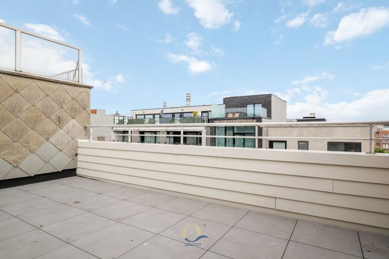 Uniek 1slpk dakappartement met royale zonneterassen op wandelafstand van zee ! foto 6