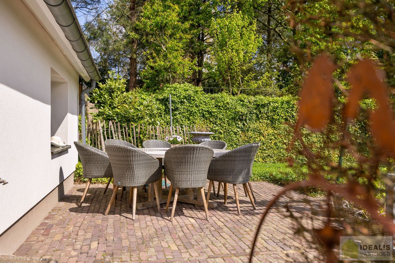 IDEALIS VASTGOED – Prachtige, stijlvolle woning mét B&B-gedeelte, van maar liefst +-315m² foto 48