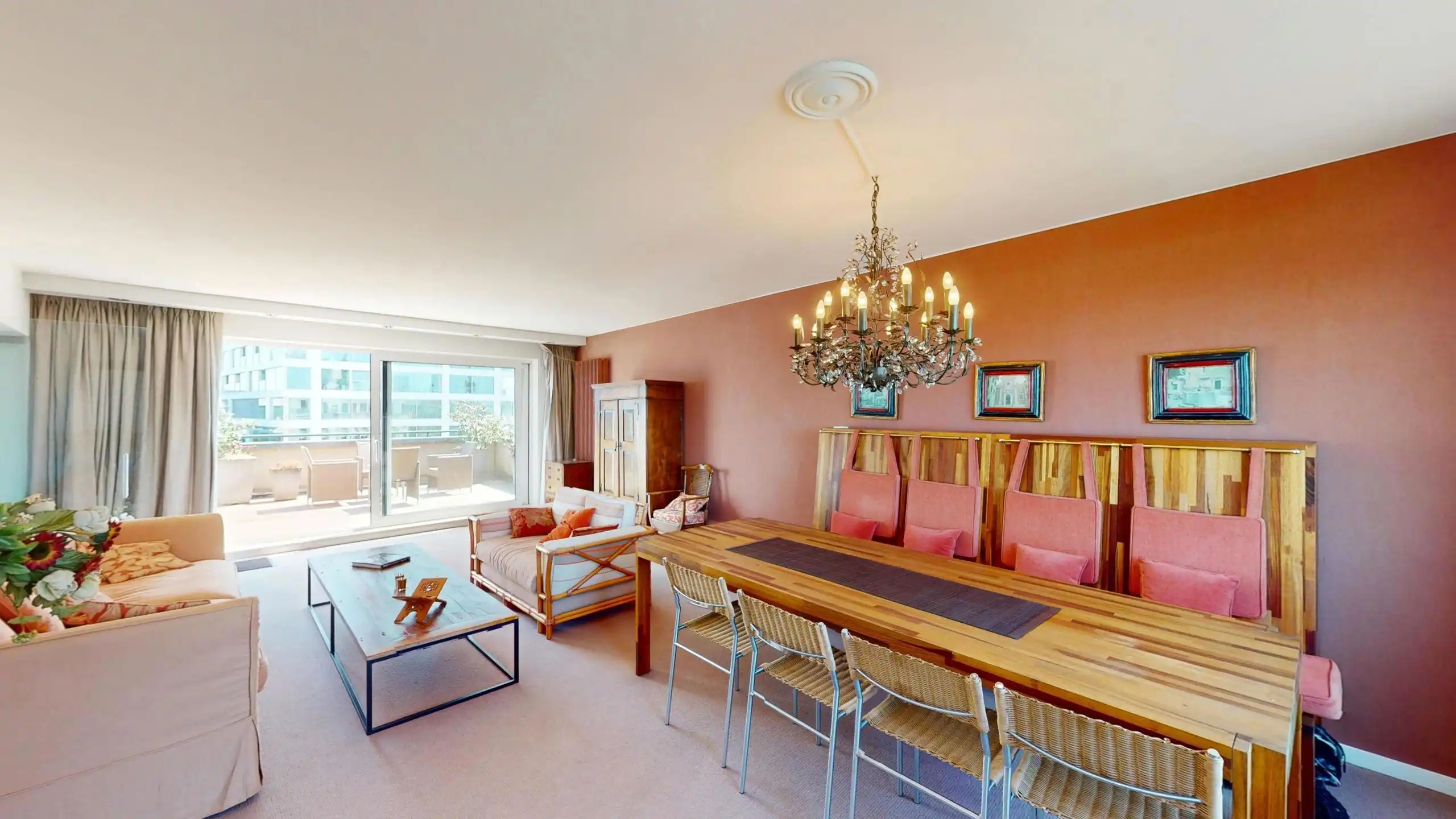 ANTWERPEN CENTRAAL - Ruim appartement met zonneterras foto {{pictureIndex}}