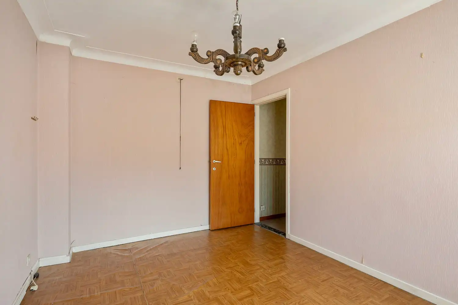 Te renoveren halfopen bebouwing op een perceel van 361 m². foto 22