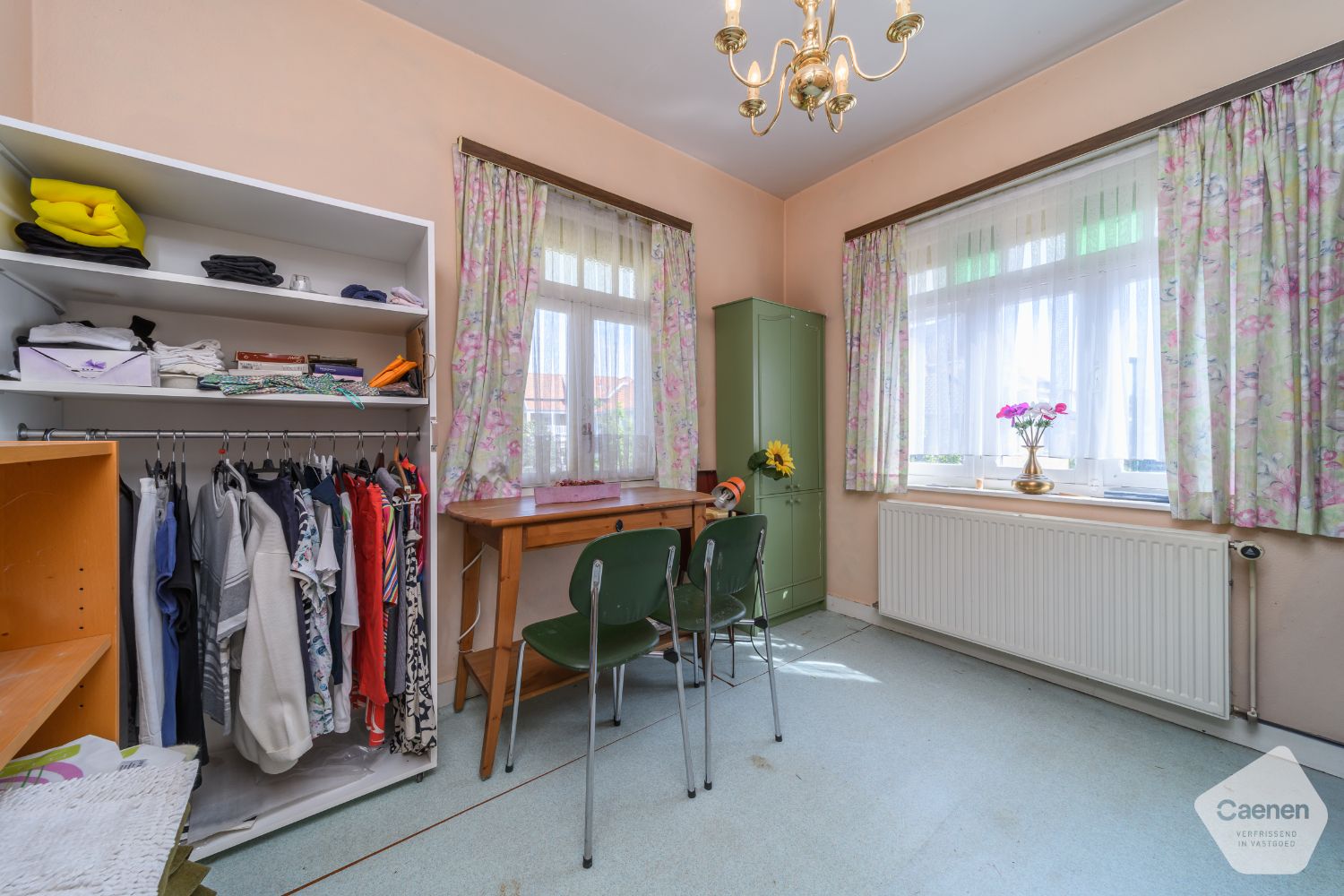 Authentieke Halfopen Villa op Wandelafstand van Zee en Winkels – Te Renoveren naar Eigen Smaak foto 7
