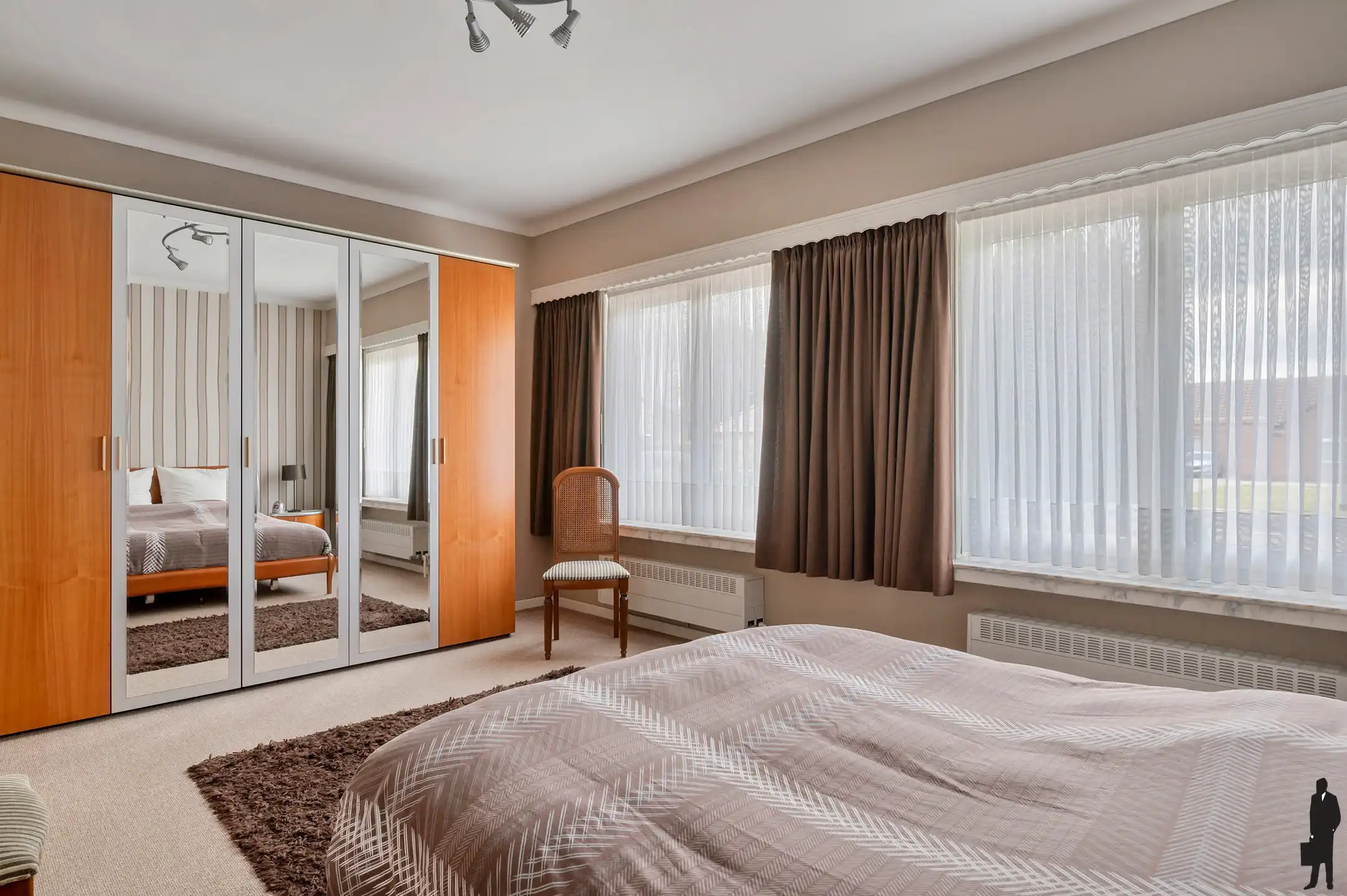 Ruime woning met tuin en bijgebouw foto 13