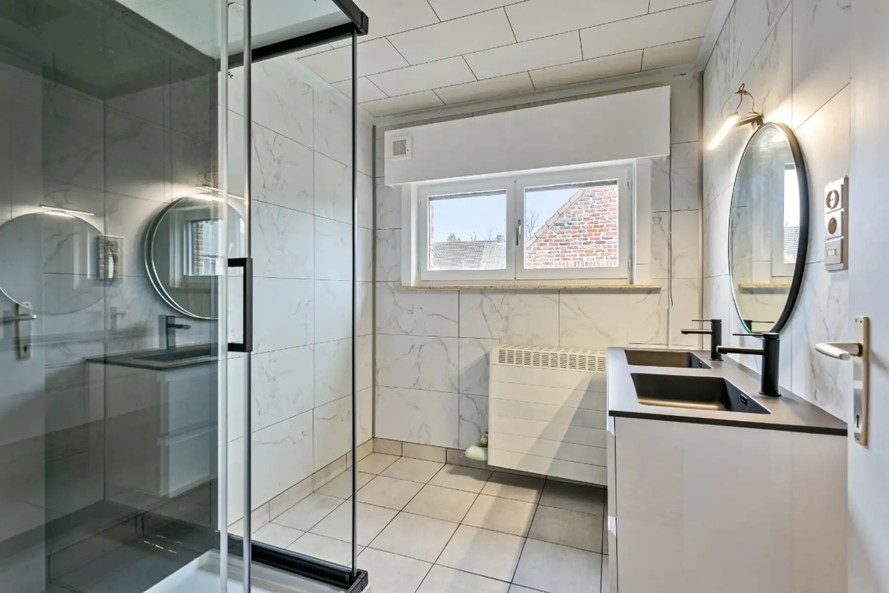 Ruime woning met 4/5 slpks op rustige ligging te Assebroek foto 15
