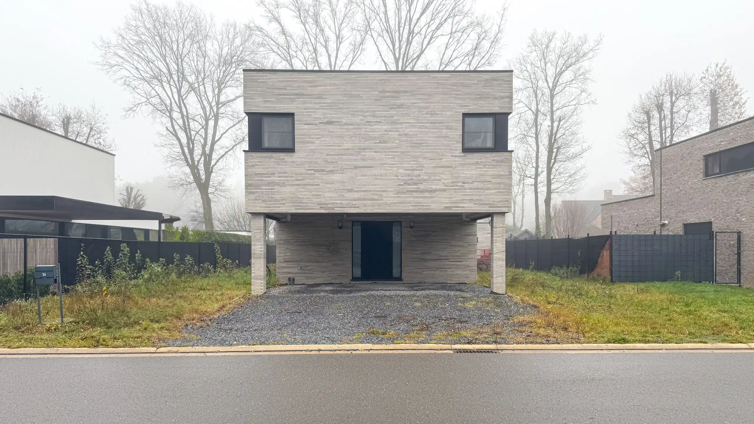 Exclusieve villa met hoogwaardige afwerking Genk! foto 35