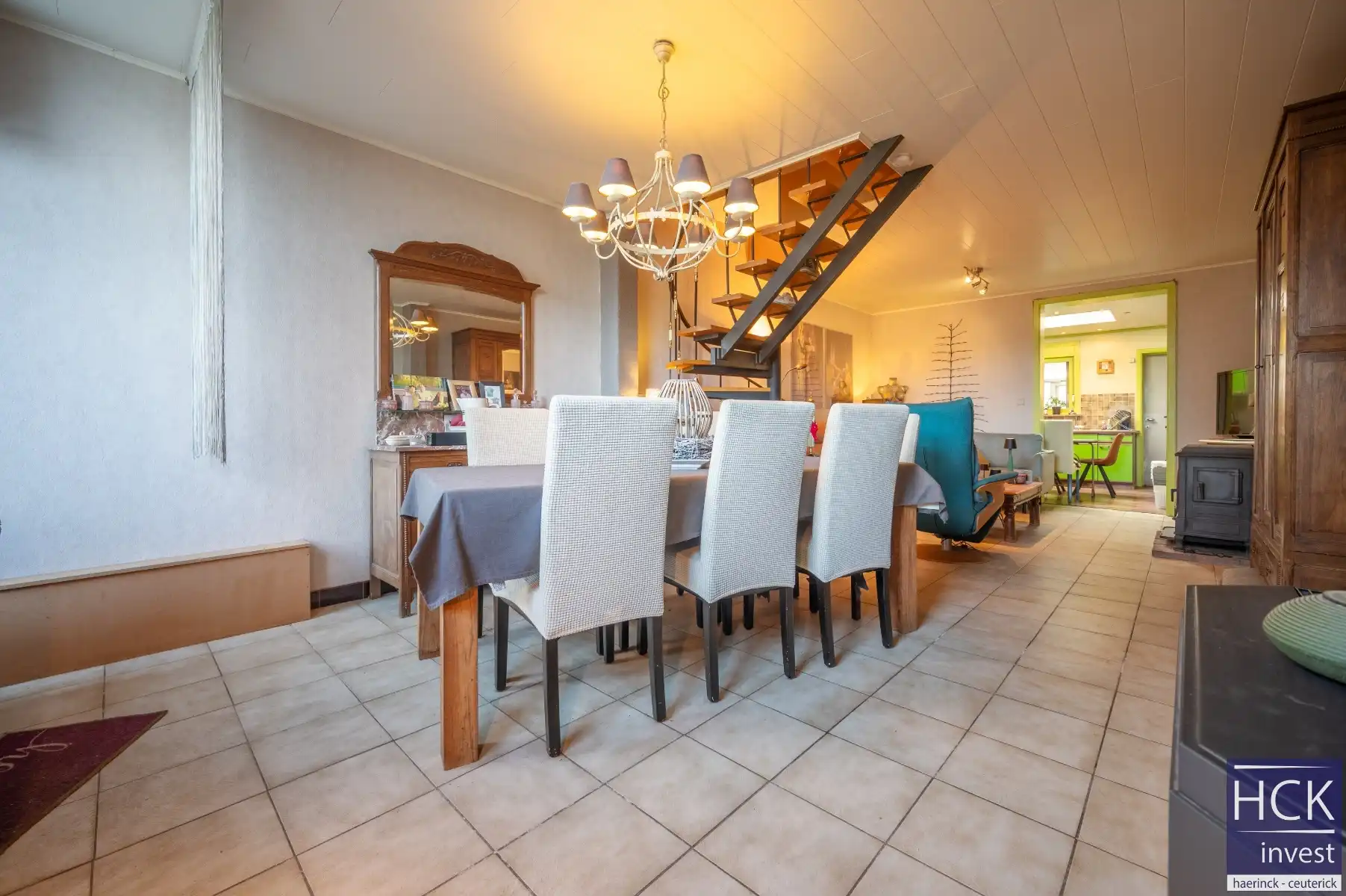 ZULTE - Mooi gelegen te renoveren rijwoning met uitweg achteraan foto 4