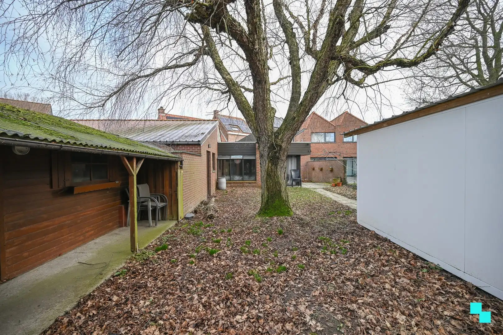 Instapklare slagerij met woonst te Sint-Eloois-Winkel (Ledegem) foto 20