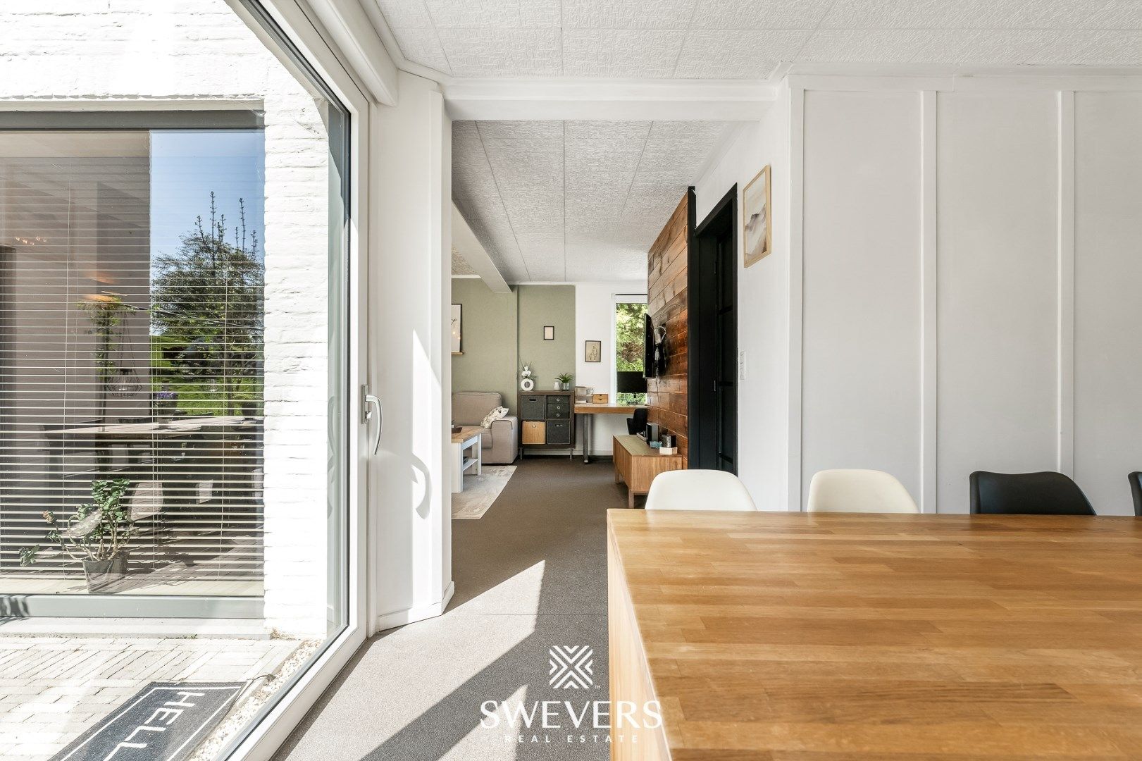 Stijlvolle woning met 4 slpk en prachtige tuin in Tongeren foto 9