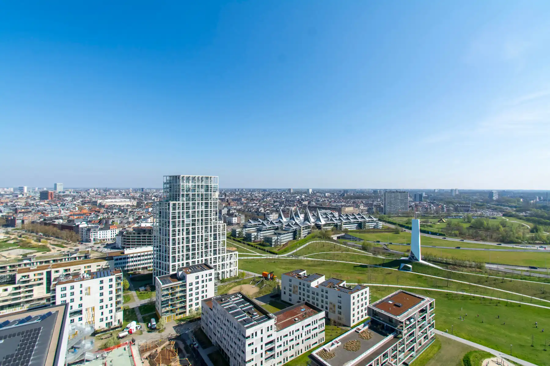 Gezellig 2-slaapkamer app. met groot terras foto 9