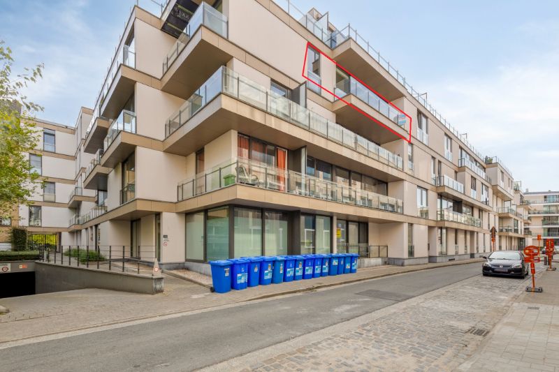 NABIJ HET SINT ANNAPLEIN, ENERGIEZUINIG APPARTEMENT MET TERRAS EN OVERDEKTE AUTOSTAANPLAATS foto 15