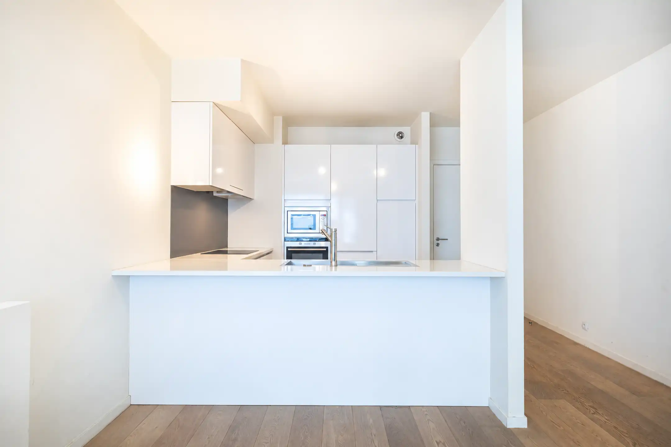 Up-Site Tower, licht appartement met 3 slaapkamers foto 6