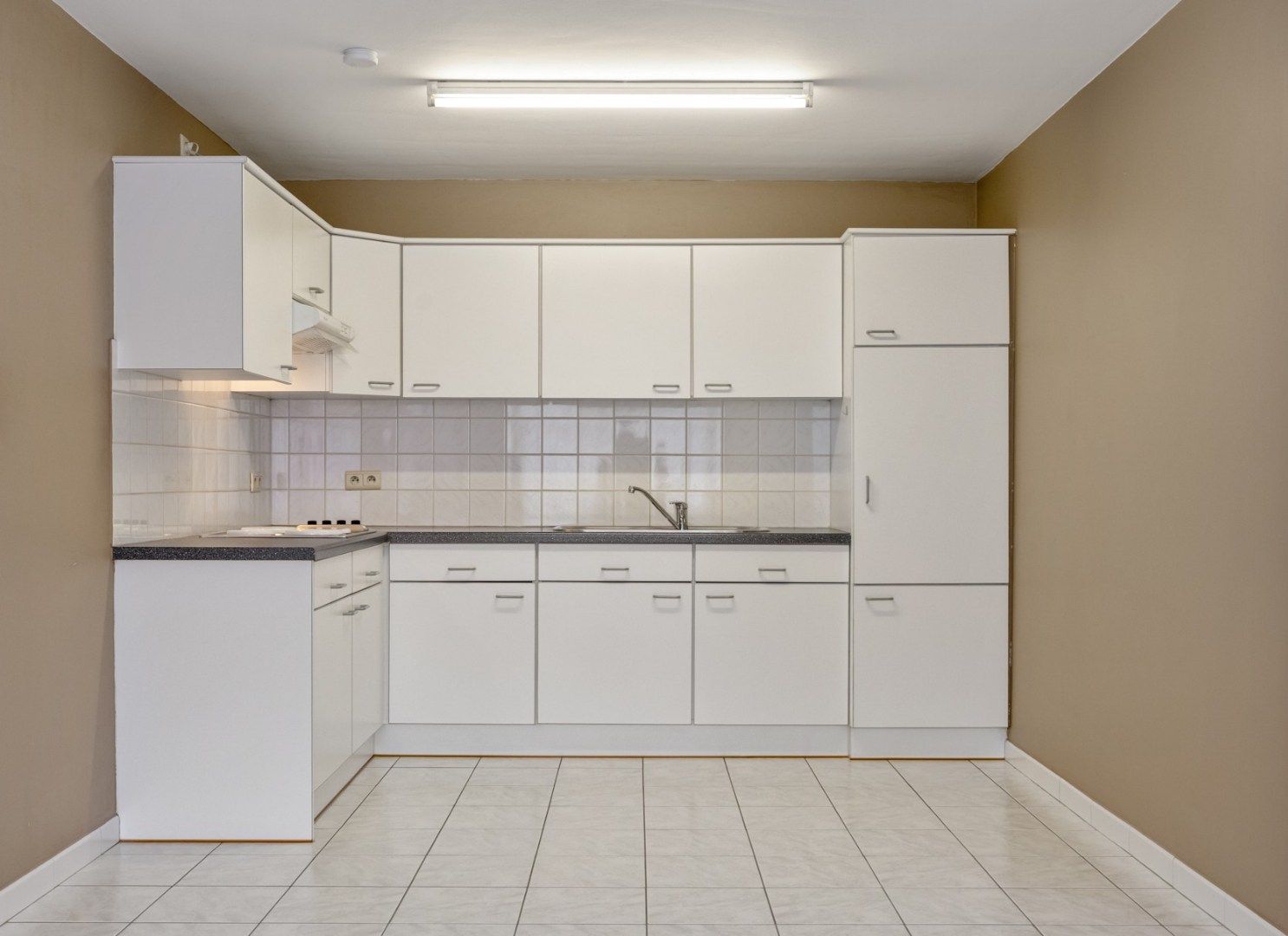 Praktisch GELIJKVLOERS appartement te Lummen INCLUSIEF GARAGE foto 3