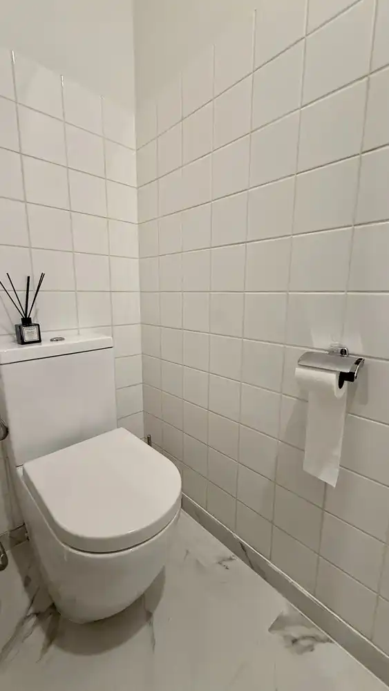 Veelzijdig handelspand in hartje Lanaken foto 25