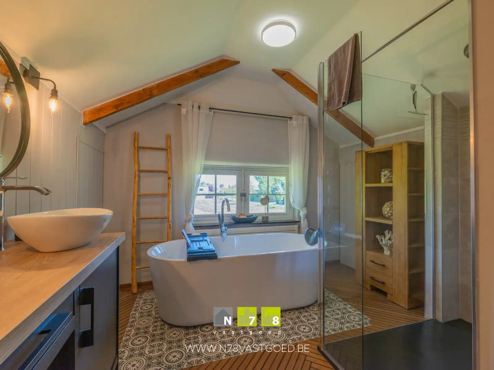 Villa te koop foto 39