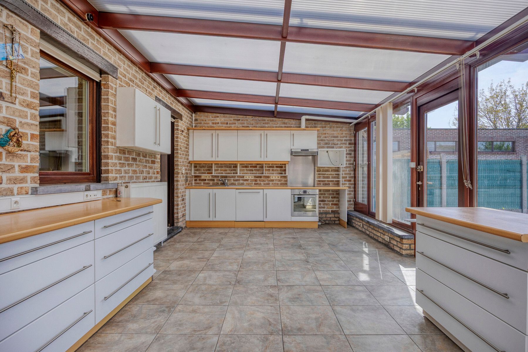 Charmante HOB met 3slpk, garage en zwembad! foto 15