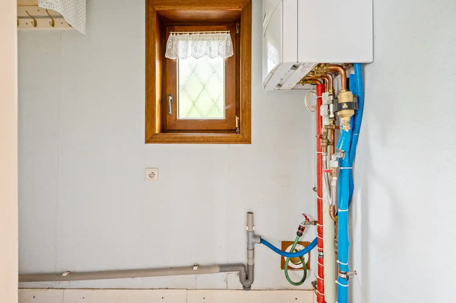 Vrijstaande laagbouwwoning met tal van mogelijkheden in Oelegem! foto 13