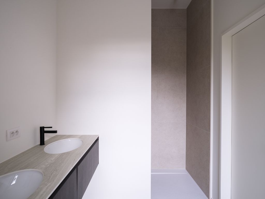 Luxe villa-appartement (180 m²) met ruim zonneterras foto 13