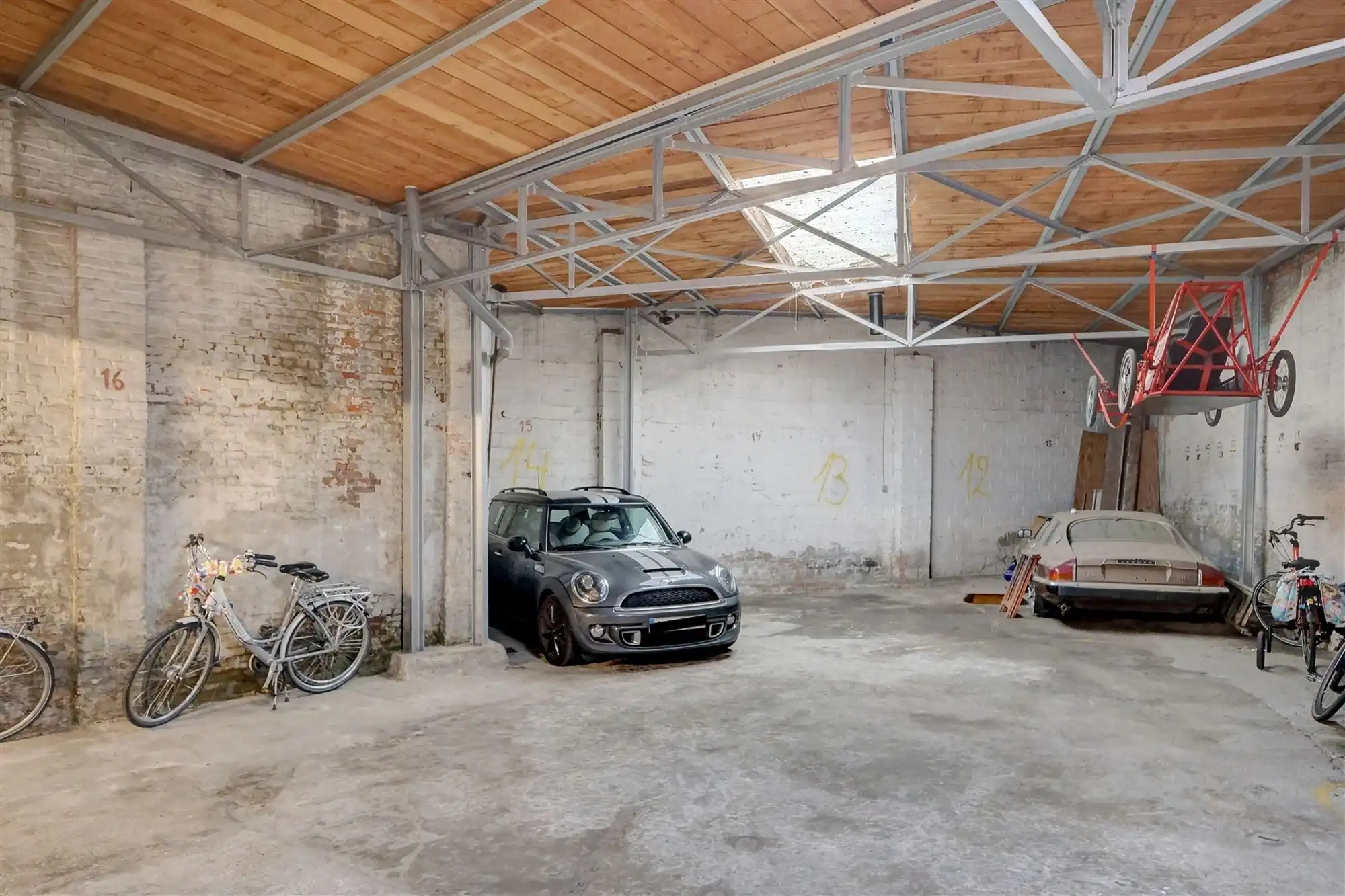 Opbrengsteigendom: 14 staanplaatsen in Mechelen foto 6