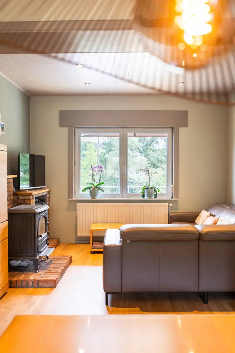 Charmante woning op uniek groen en rustig gelegen perceel foto 8