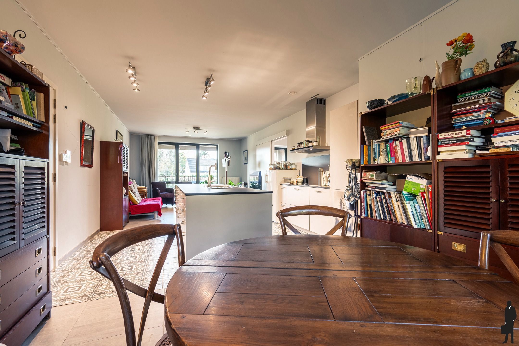 Modern gelijkvloers appartement met ruim terras  foto 9