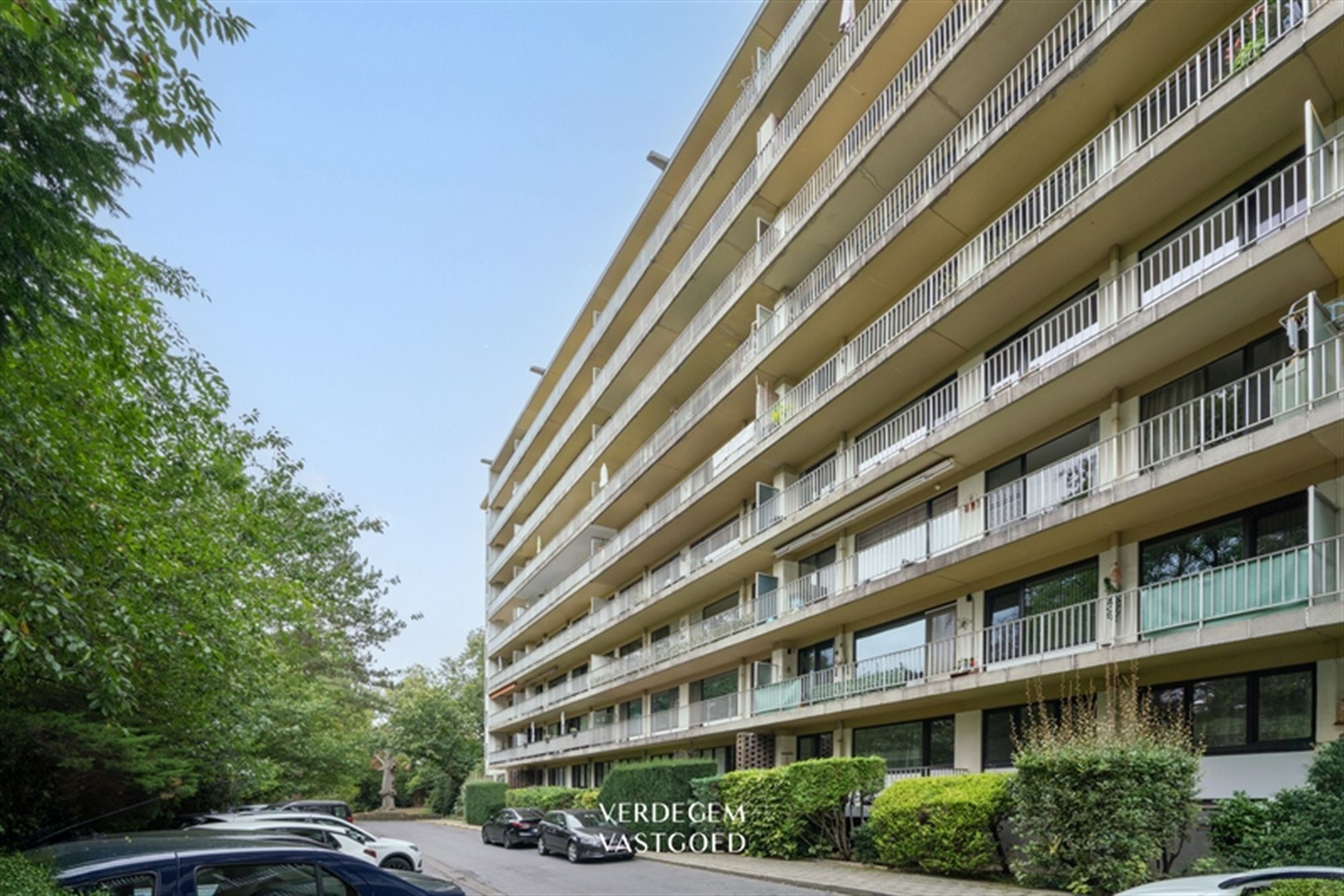 Mooi gerenoveerd en instapklaar appartement: een oase in het groen foto 14
