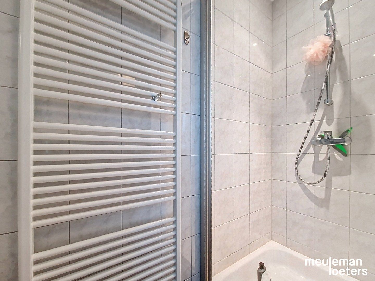 Energiezuinig appartement met parking foto 9