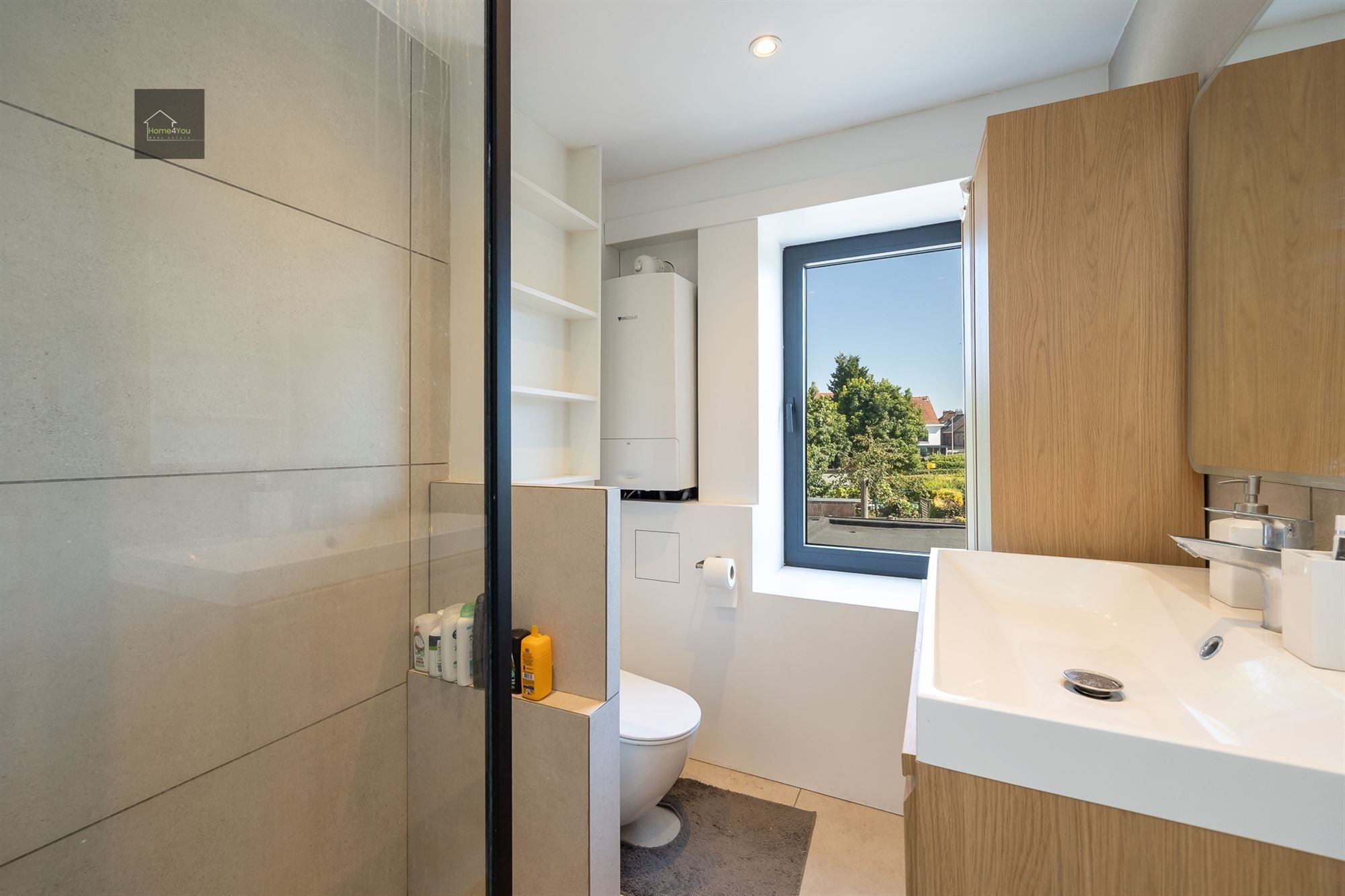 Gerenoveerde woning met 2 slaapkamers te koop! foto 7