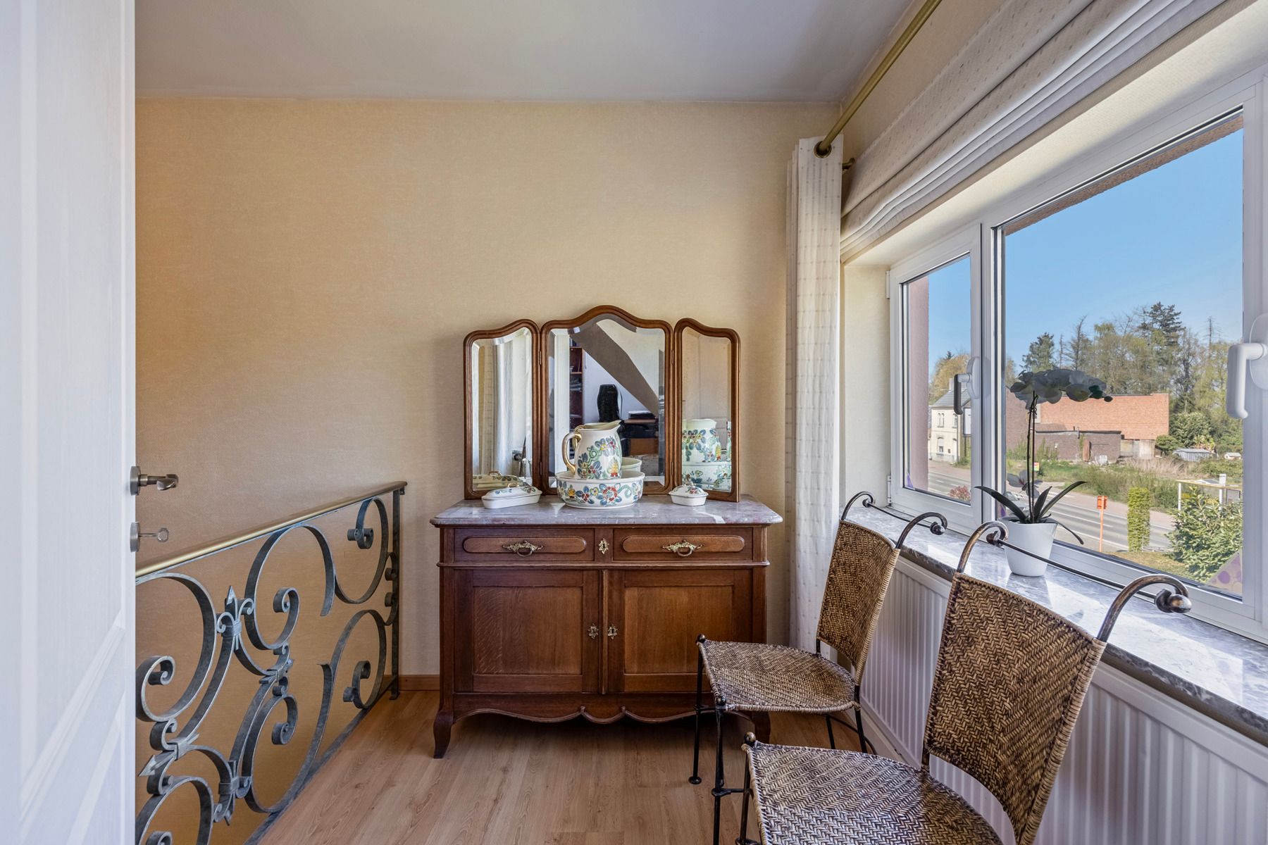 Karakterwoning met veel potentieel foto 15