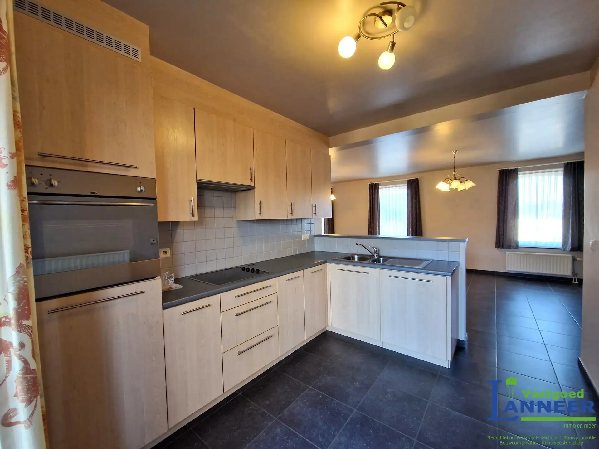 Appartement op de eerste verdieping in het centrum van Herne foto 5