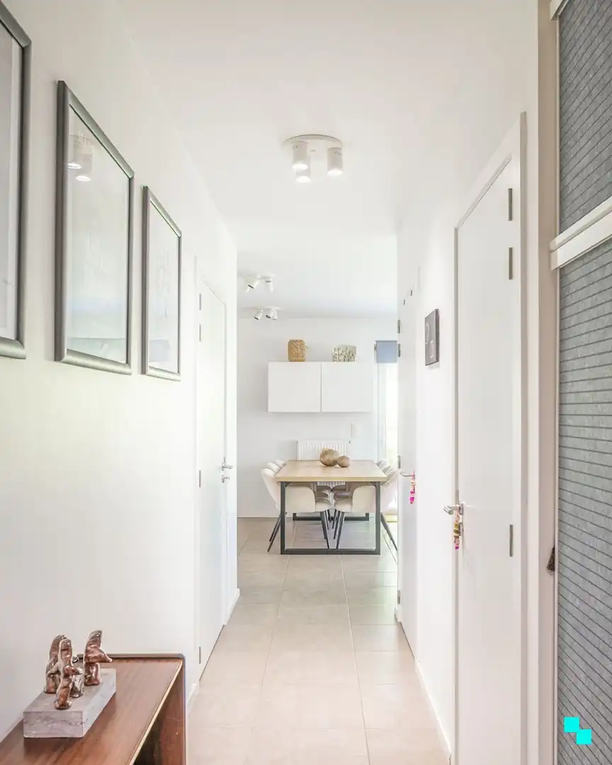Gelijkvloers appartement omgeven door groen aan de Sint-Denijskerk foto 12