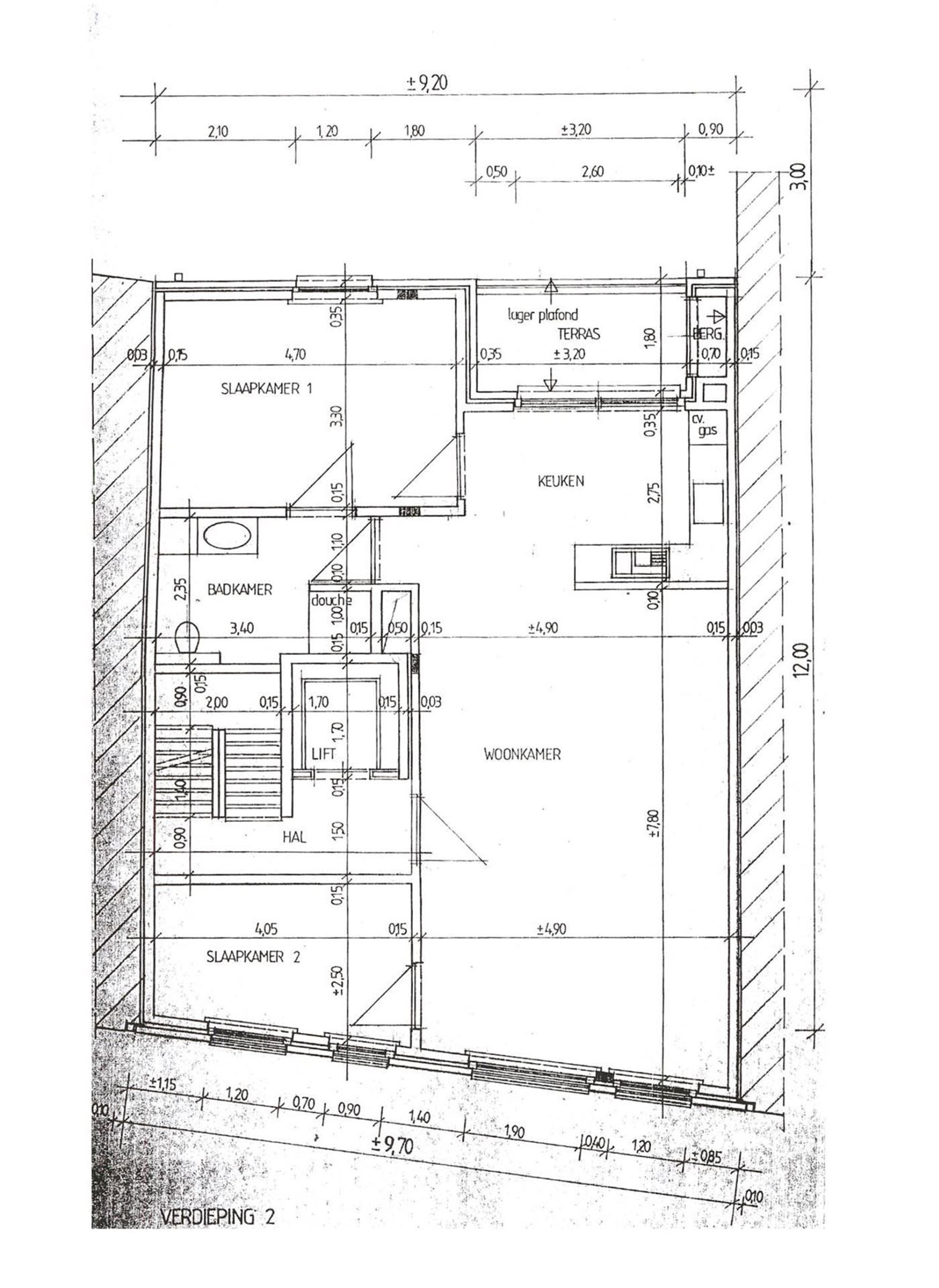 Opbrengsteigendom met 3 appartementen en één kantoorruimte | 0475703619 foto 9