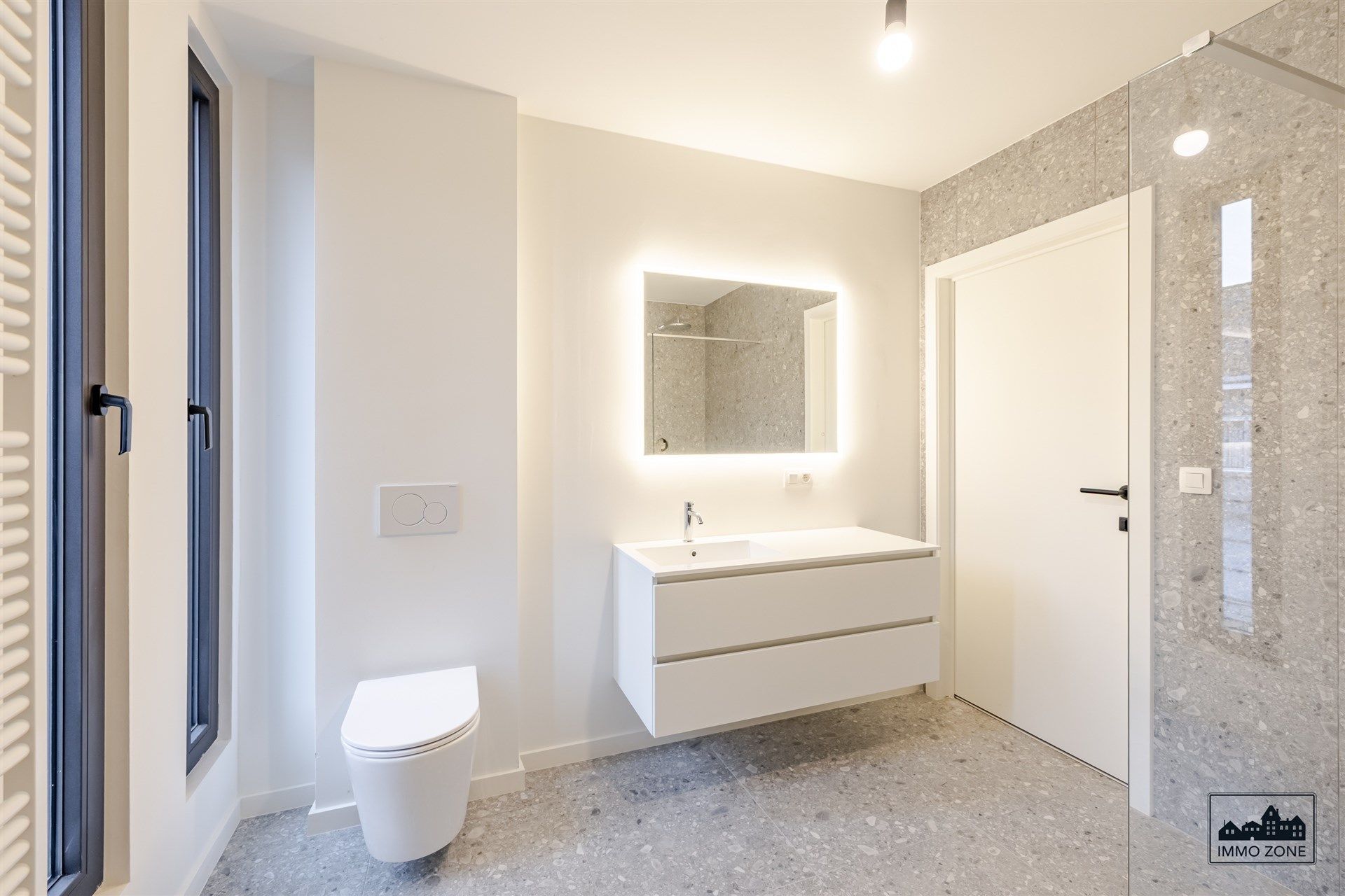 Recent & prachtig gerenoveerde woning in het landelijke Oudegem! foto 13