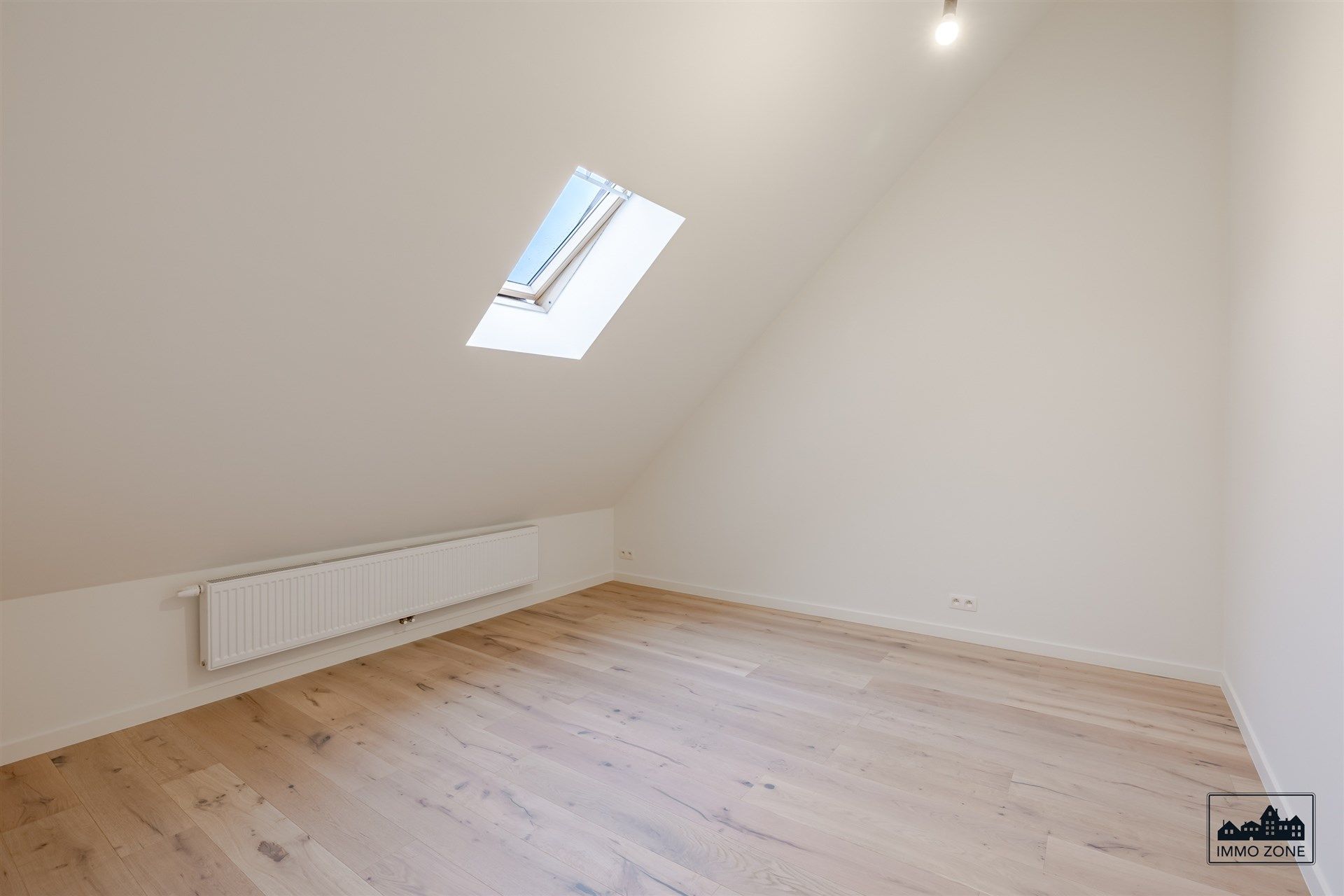 Recent & prachtig gerenoveerde woning in het landelijke Oudegem! foto 13