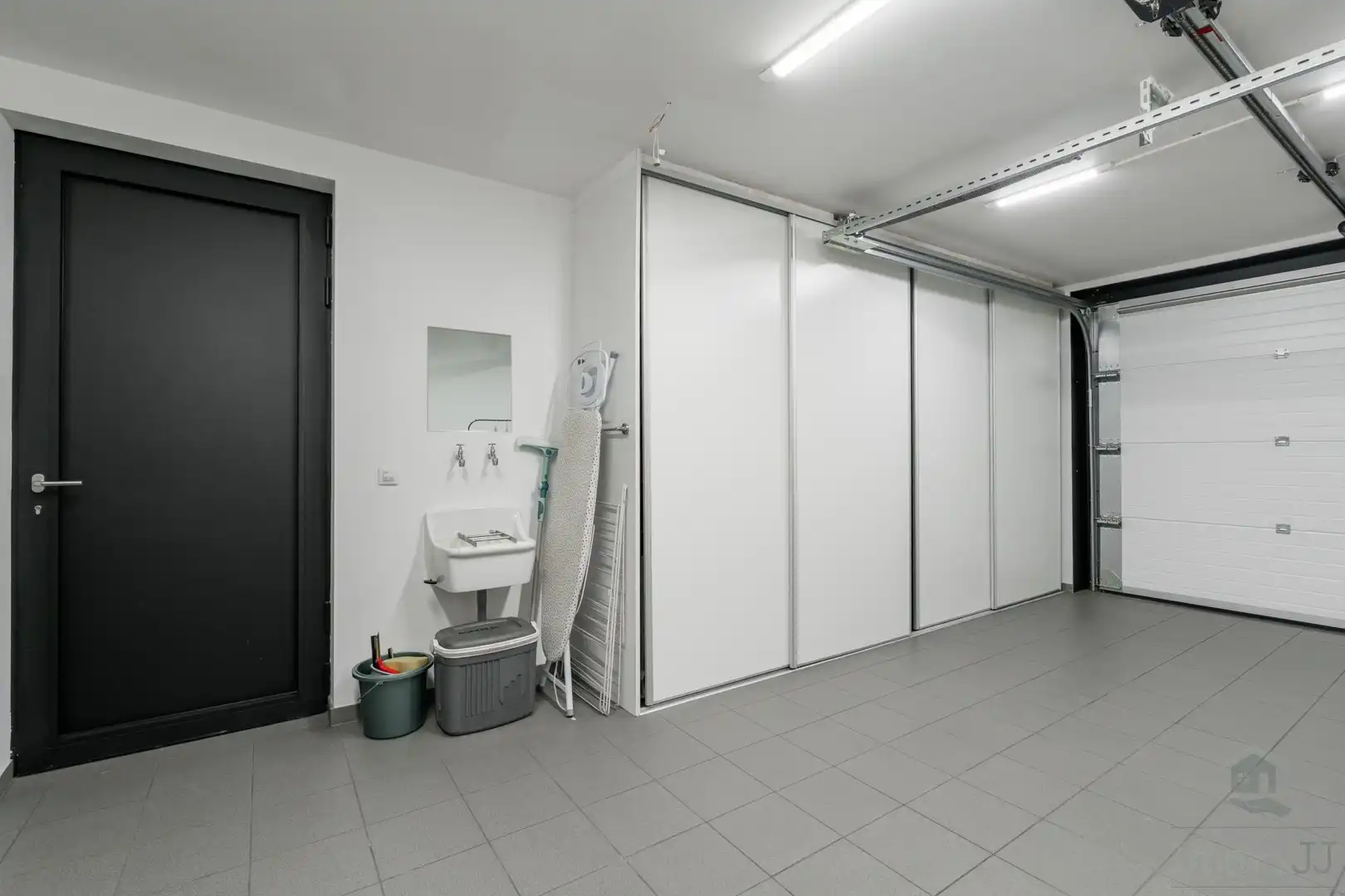 Recente, luxueus afgewerkte energiezuinige woning in Kuringen foto 30