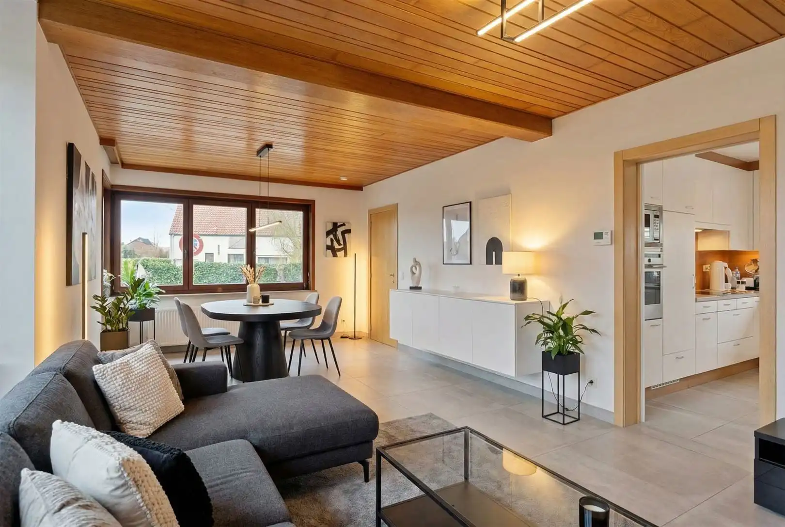 Alleenstaande VILLA - 4 SLPKS - 4 are 10 ca - Tuin - Garage  foto 35