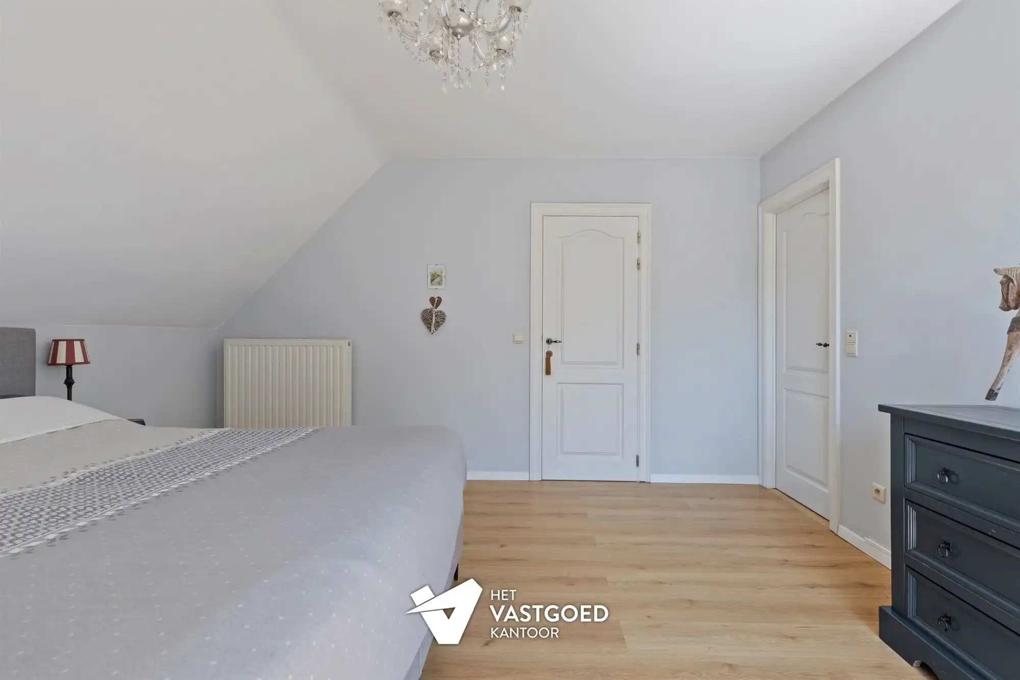 RECENTE, ENERGIEZUINIGE WONING OP RUSTIGE LIGGING foto 16