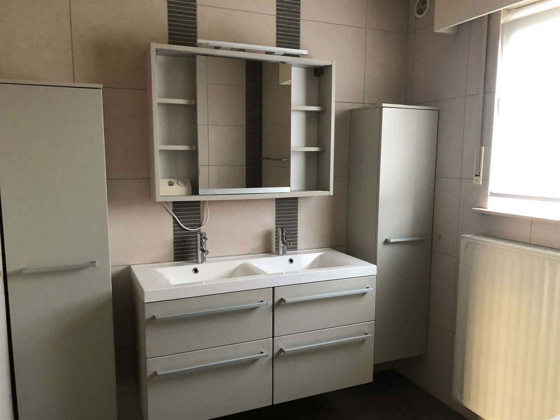 recente halfopen bebouwing met 4 slaapkamers te Temse foto 13