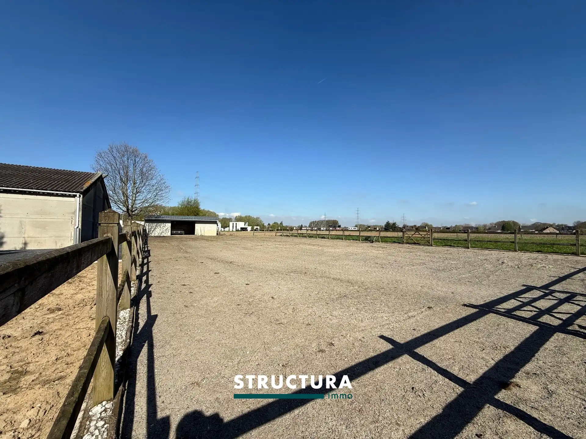 Gerenoveerde woning met weide en paardenstal foto 25
