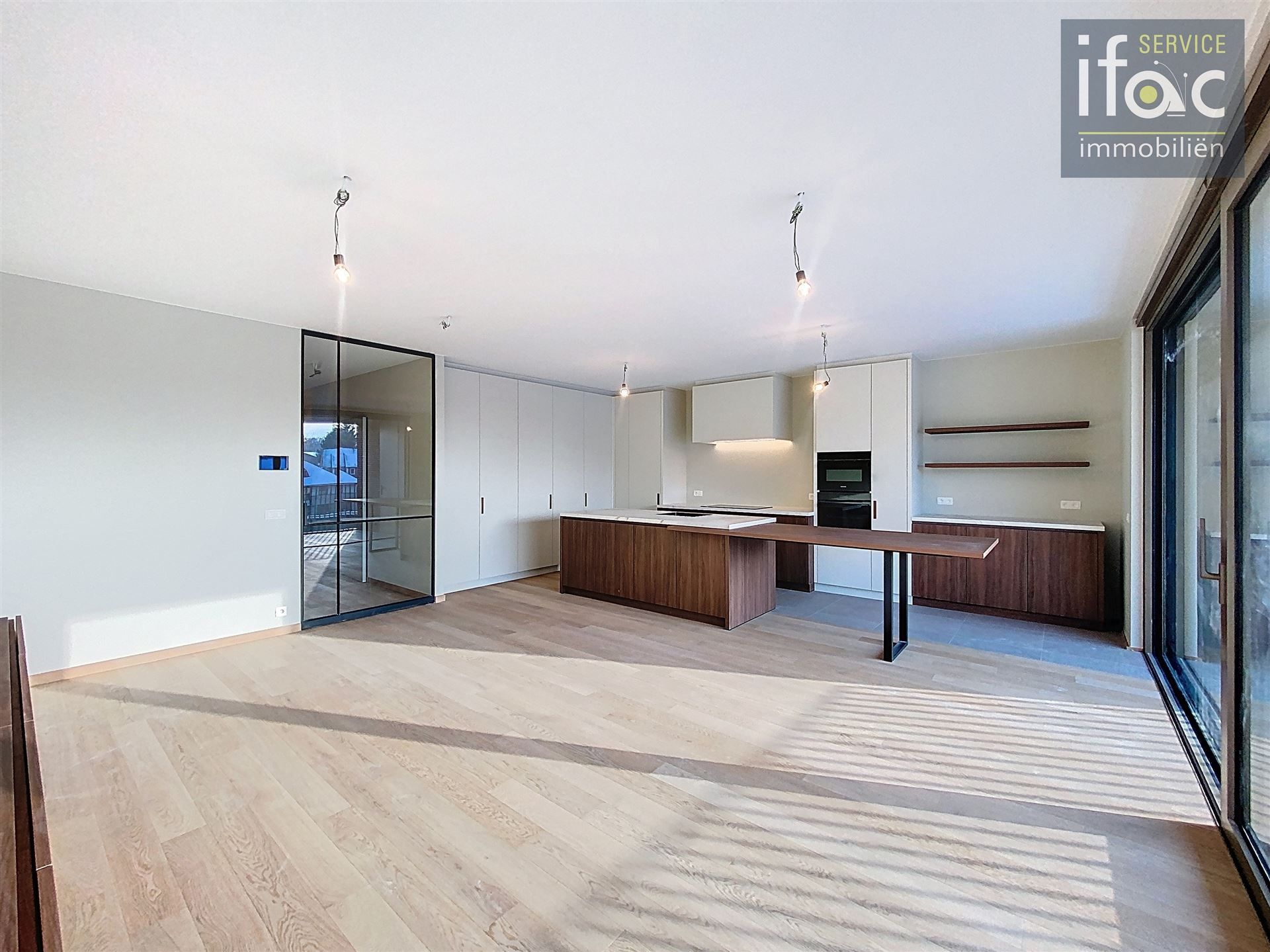 Luxe appartement met ruim terras en 2 autostaanplaatsen op de prestigieuze Panquin site naast het Park van Tervuren foto 6