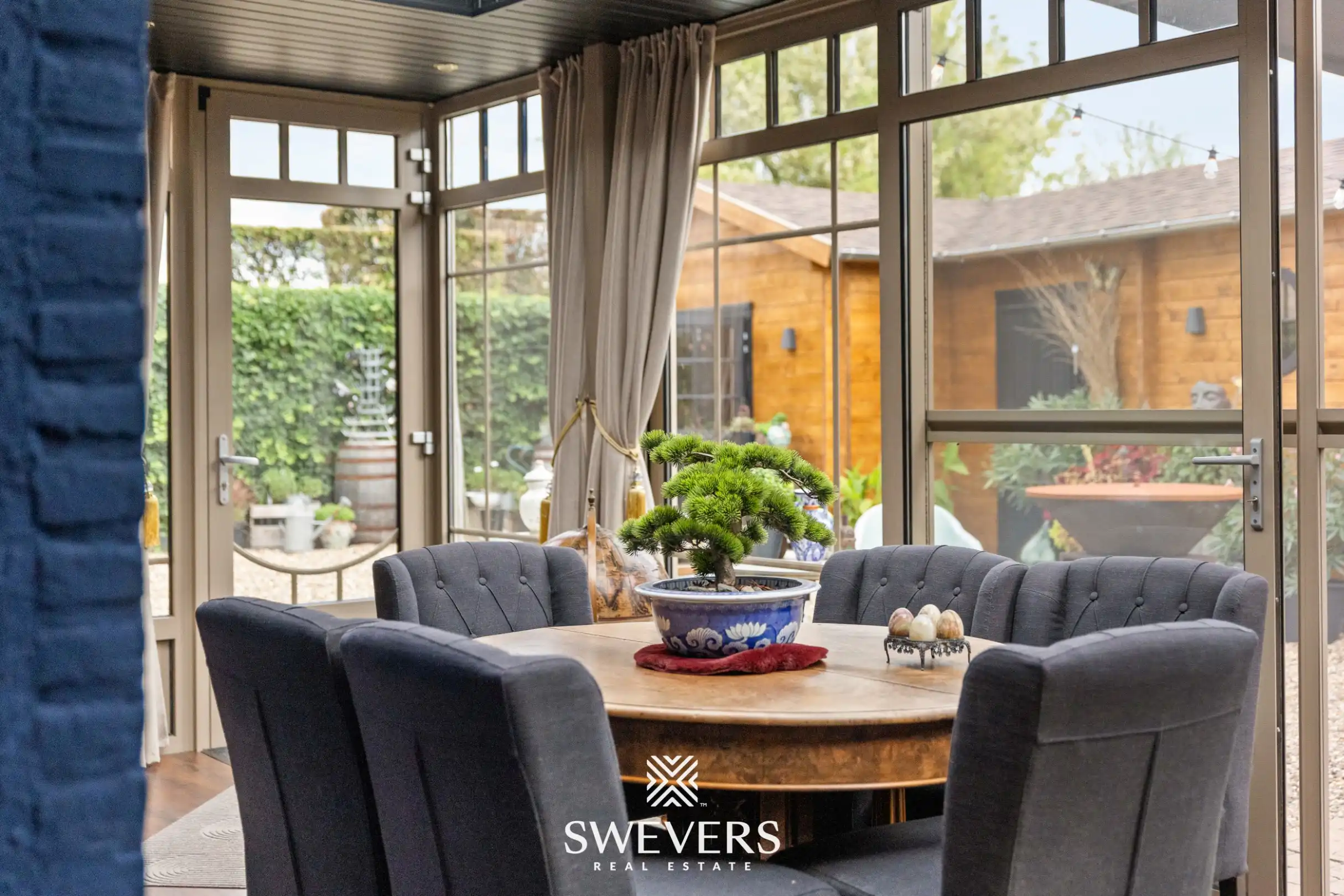 Karaktervolle open bebouwing met wellnessbeleving en ruime tuin foto 2