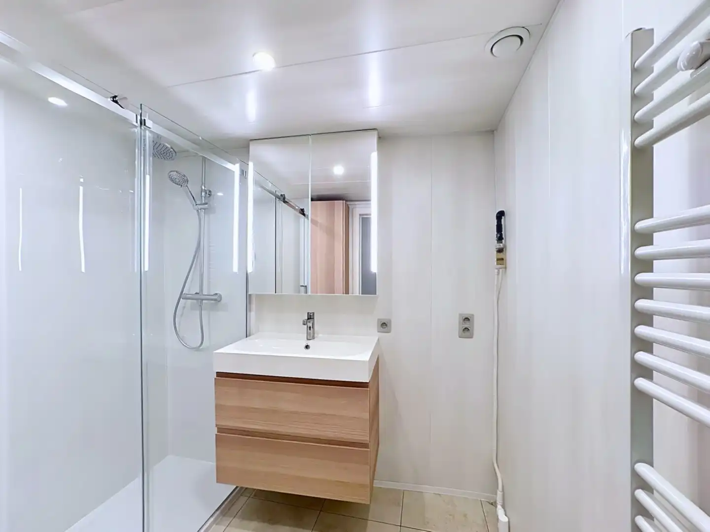 Gunstig gelegen appartement met 1 ruime slaapkamer foto 11