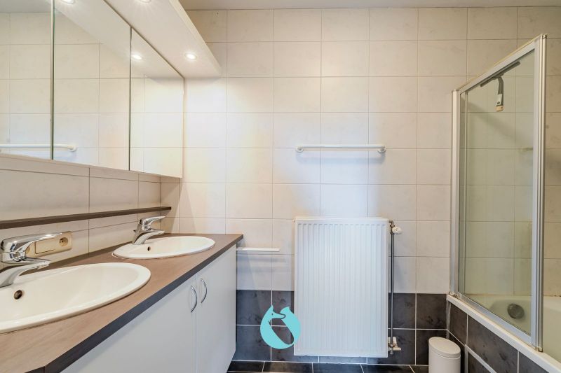 Dit prachtig en ruim appartement met één van de mooiste terrassen te Evergem is gelegen in de Kapellestraat foto 14