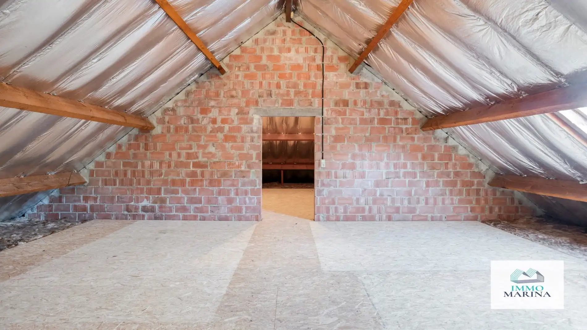 Gelijkvloerse woning met tuin en garage op 15a31ca foto 27