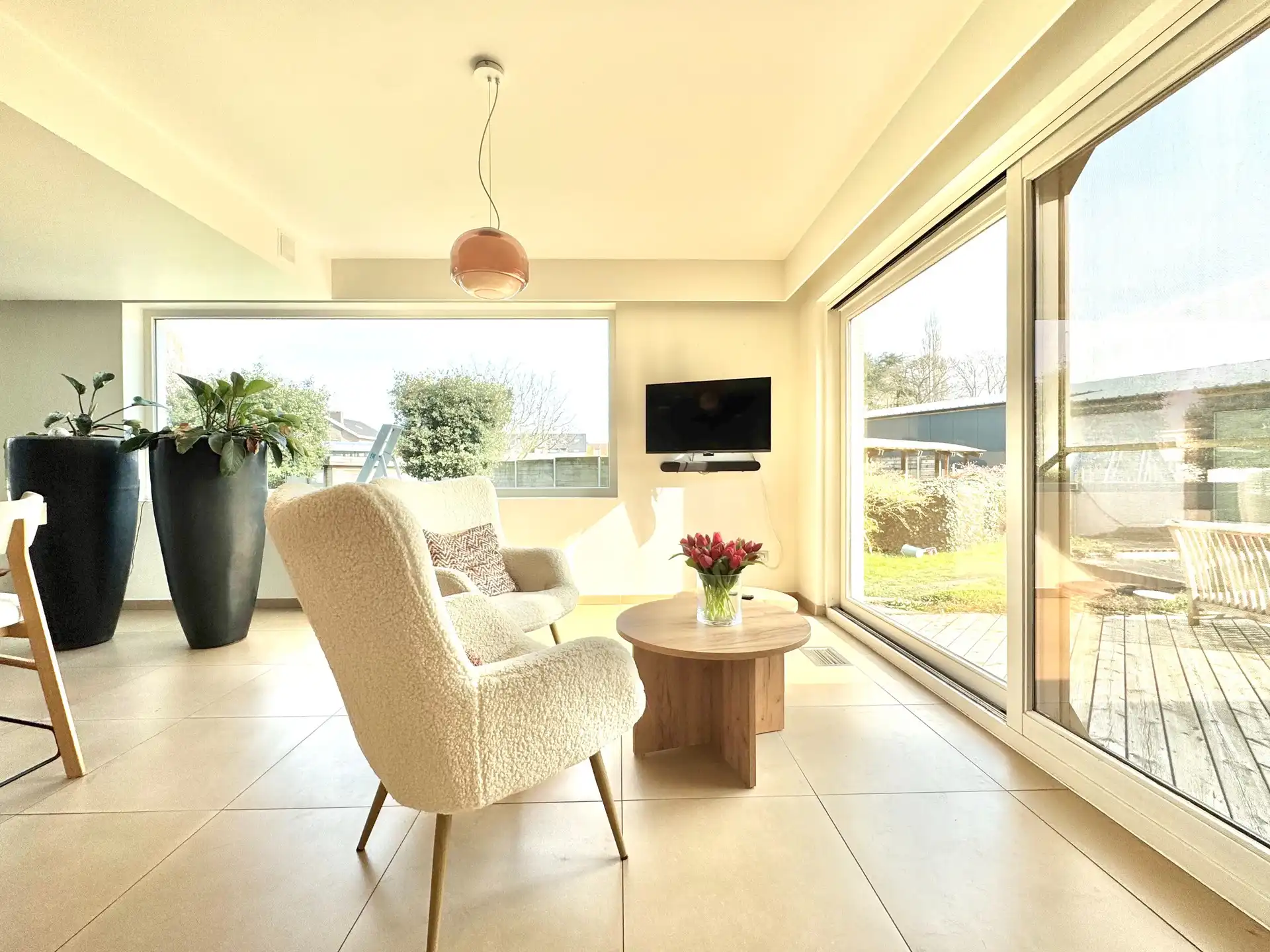 RUIME TIJDLOZE VILLA | 2.800 M² foto 19