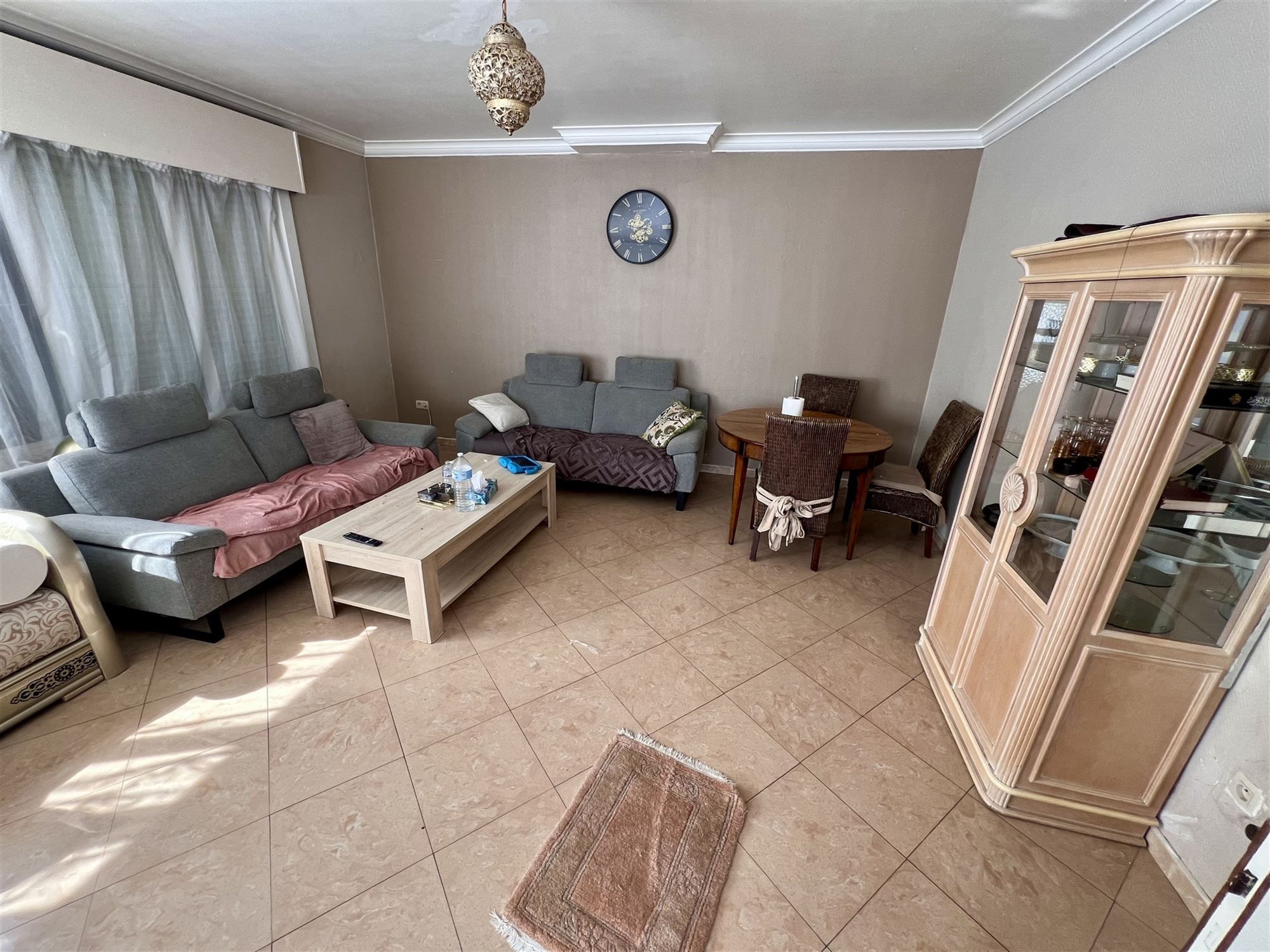 Ruim en Instapklaar Gelijkvloers Appartement in het Centrum  foto 8