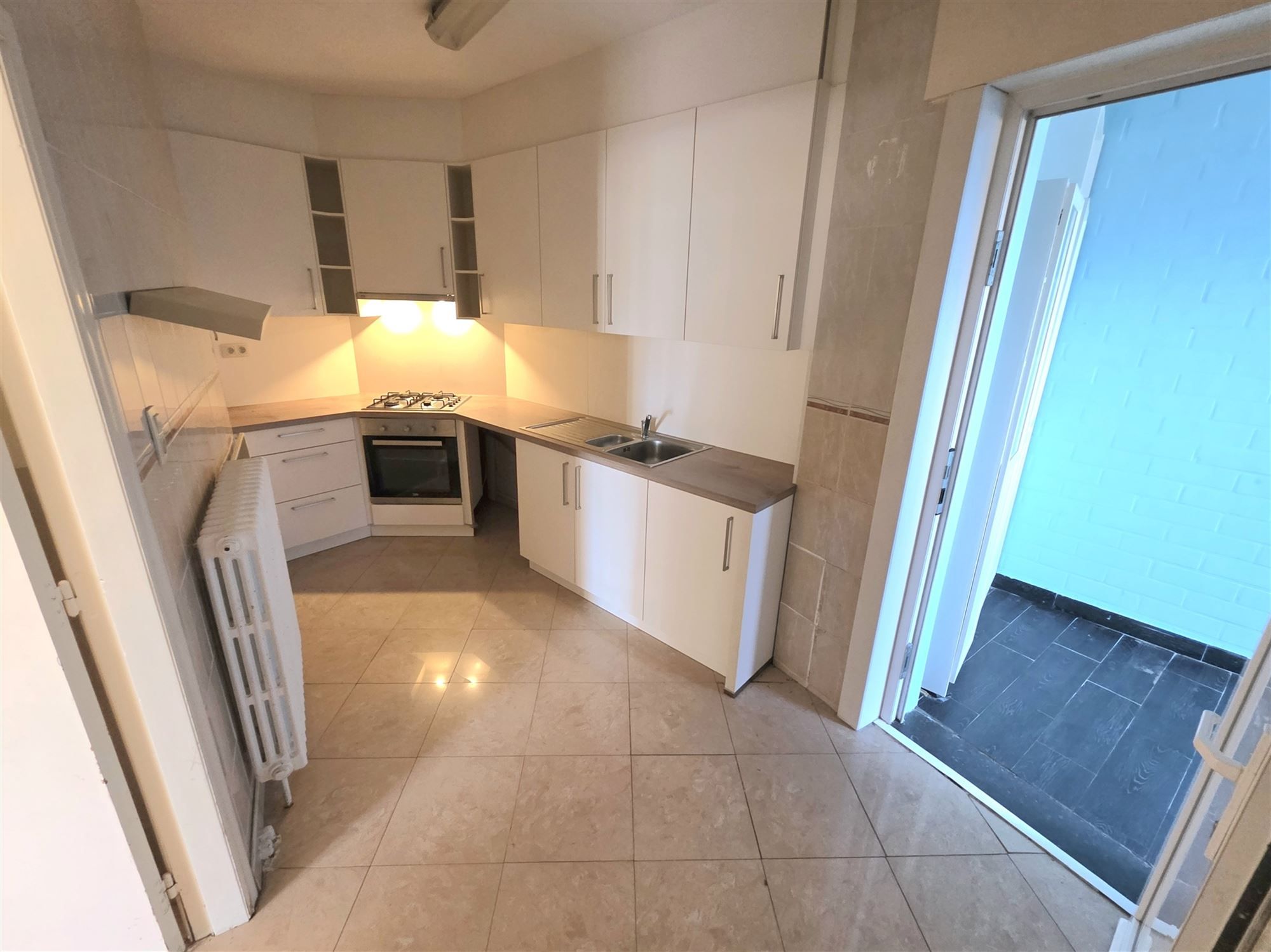 Ruim en Instapklaar Gelijkvloers Appartement in het Centrum  foto 8