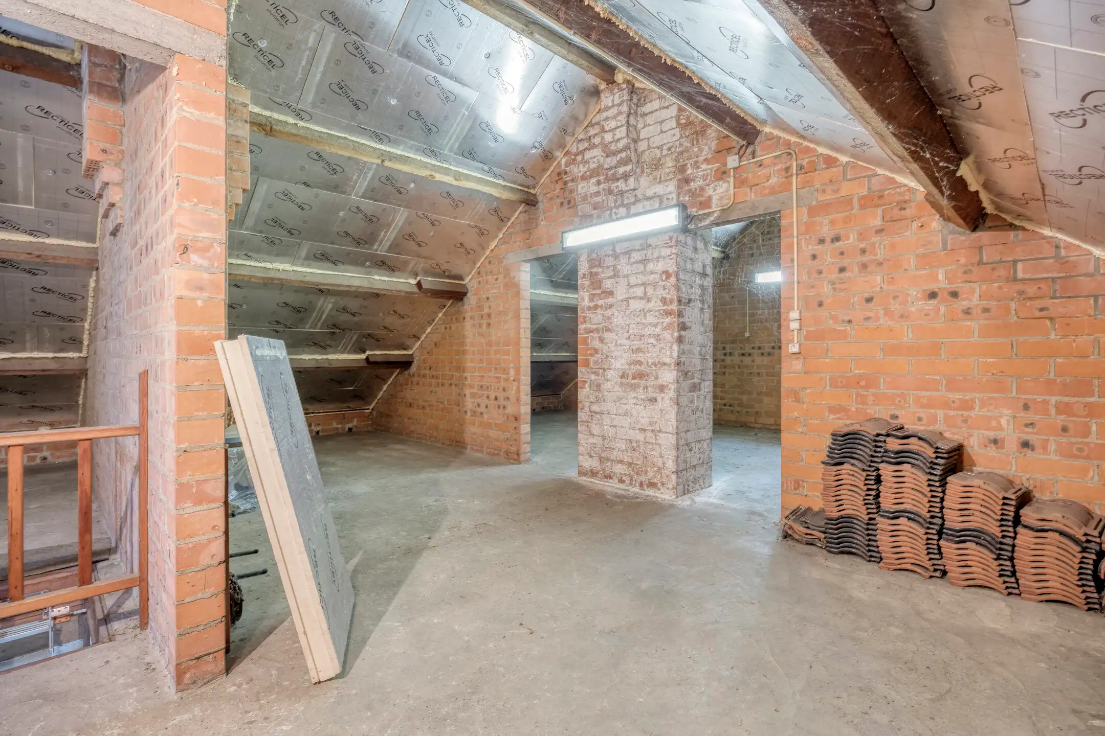 Ruime vrijstaande woning met potentieel foto 13