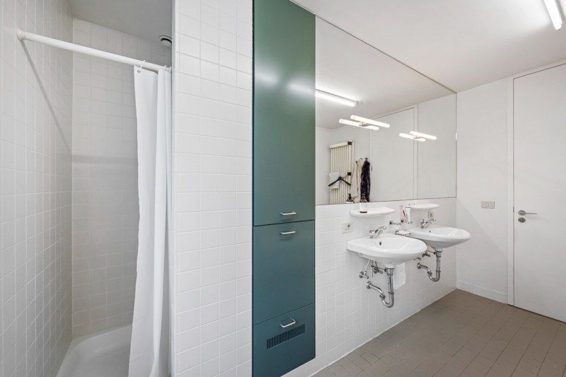 Instapklare architecturale woning met prachtige tuin en uitstekende ligging foto 23